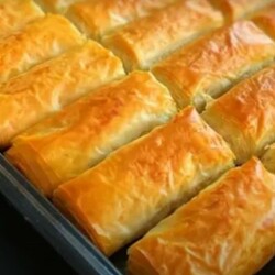 Век живи, век учись. Праздничное блюдо, гениально и просто: закусочные рулетики с разной начинкой