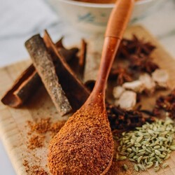 КАК СДЕЛАТЬ ПОРОШОК ИЗ ПЯТИ СПЕЦИЙ