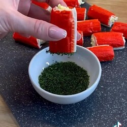 Закуска из крабовых палочек