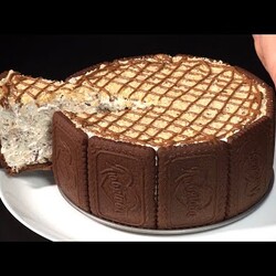 Haben Sie Kekse und Waffeln? Sie werden dieses Dessert lieben! Kein Backen, keine Kondensmilch!