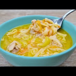 Türkische Hühnersuppe! Ein Teller ist nie genug! Ein leckeres und gesundes Suppenrezept!