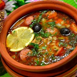 Солянка в мультиварке - рецепт приготовления с фото и видео