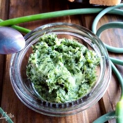 Как приготовить Паста из чесночных стрелок и сала