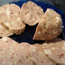 Домашняя колбаса. Ароматная и настоящая!