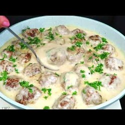 СЫТНЫЙ ОБЕД нежные фрикадельки в сливочном соусе Простой Быстрый Ужин Люда Изи Кук блюдо из мяса