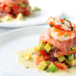 Салат с лососем - рецепт приготовления с фото и видео
