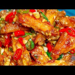 好吃到舔手指的蒜香雞翅，教你簡單家常做法，出鍋一個不剩 ，How To Make Garlic Chicken Wings