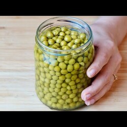 Когда дома нахожу баночку ГОРОШКА- делаю эту ЗАКУСКУ. Быстрый рецепт вкусного салата Соперник Оливье