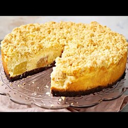 Prosty sernik z gruszkami i kokosową kruszonką – PRZEPIS – Mała Cukierenka