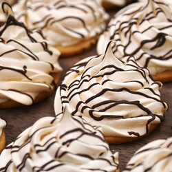 УДИВИТЕ ВСЕХ ЭТИМ ПОТРЯСАЮЩИМ Десертом! "ВОЗДУШНЫЕ ПОЦЕЛУИ" Печенье Пирожное | Кулинарим с Таней