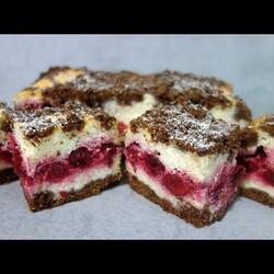 Sernik z wiaderka z wiśniami – klasyczny smak lata