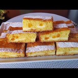 пирог на апельсиновом соке с творогом и джемом