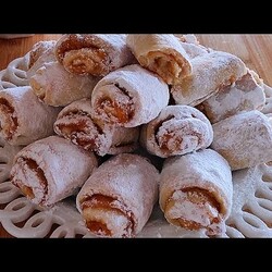 Очень вкусное нежное печенье с вареньем!