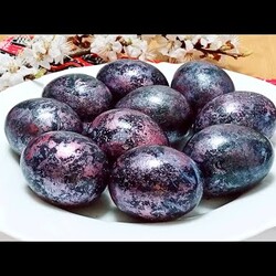 ⏰Как КРАСИВО покрасить ЯЙЦА на ПАСХУ без красителей/ КОСМИЧЕСКИЕ яйца в чае КАРКАДЕ