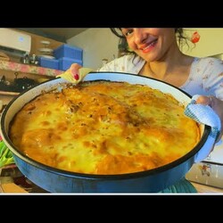 Šta kuvati? Moj ručak za veliku porodicu! Jeftino,brzo,ukusno. ZAPEČENI KROMPIR SA MESOM I PRELIVOM.