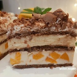 Rozpływa się w ustach - cudownie kremowa Delicja Brzoskwiniowa bez pieczenia #ciasto #bezpieczenia