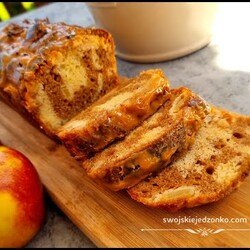 Cynamonowe ciasto z jabłkami, bardzo wilgotne , jogurtowe, pyszne, idealne do kawy i szybkie #ciasto