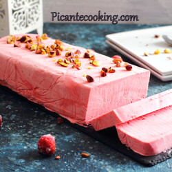 Клубничное семифредо