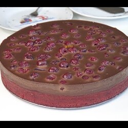 Osvježavajuća torta sa višnjama i čokoladom Cherries and Chocolate Cake - Sašina kuhinja