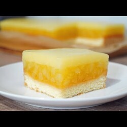 Szarlotka Królewska na biszkopcie z rewelacyjną pianką