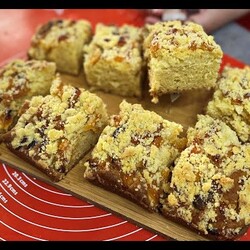 САМЫЙ ЛЮБИМЫЙ ЧУДО-ПИРОГ НА СМЕТАНЕ РЕЦЕПТ ЗА 10 МИНУТ ИЗ МИНИМУМ ИНГРЕДИЕНТОВ СМЕШАТЬ И В ДУХОВКУ