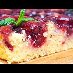 наливной пирог с вишней из кукурузной и рисовой муки!