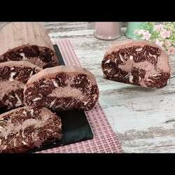 Самый Воздушный ШОКОЛАДНО-МЕРЕНГОВЫЙ Рулет! Нереально вкусно, Быстро и Недорого! Ручным миксером!