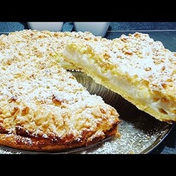 пирог с белково-йогуртовой начинкой