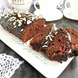 Постный шоколадный манник с вишней - кулинарный рецепт.