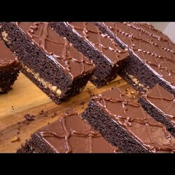 Шоколадное пирожное. С каждым днём ещё вкуснее!