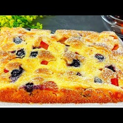 Фруктовый пирог с творожным кремом