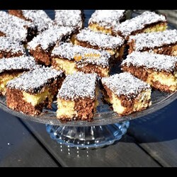 Jednostavan šareni kolač sa kokosom