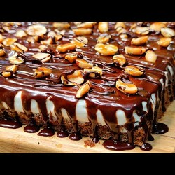 Мало кто знает ЭТОТ торт, который тает во рту! БЕСПОДОБНОЕ сочетание ингредиентов в одном рецепте!