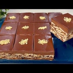 La torta più deliziosa di biscotti e cioccolato - niente COTTURA! basta solo 10 minuti!