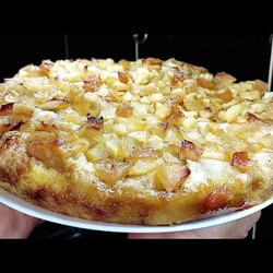 ПРОСТЕЙШИЙ пирог с ЯБЛОКАМИ и творогом! Готовится на раз, два, три...