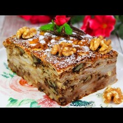 ŁATWE I PYSZNE CIASTO JABŁKOWE Z ORZECHAMI WŁOSKIMI ORAZ NUTKĄ CYNAMONU - PRZEPIS - BOMBOWA KUCHNIA