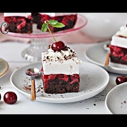 NAJLEPSZE Ciasto WIŚNIOWE z Kremem Jogurtowym – Przepis – Mała Cukierenka