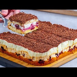 Rapid si usor, pregatesti o prajitura cu bezea si visine cum rar mai gasesti! | SavurosTV