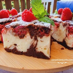 Sernikobrownie z malinami, każdy prosi o przepis, pyszne i proste ciasto na każdą okazję  #maliny