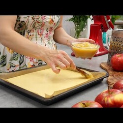 Если добавить в яблочный пирог яблочное пюре,