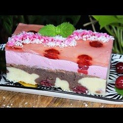 CZERWONY KAPTUREK - PYSZNE CIASTO Z WIŚNIAMI - PRZEPIS BOMBOWA KUCHNIA