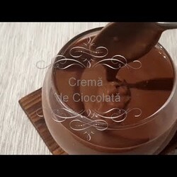 Crema de ciocolata pentru prajituri si torturi