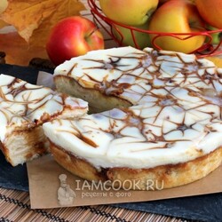 Шарлотка с маслом и кремом — рецепт с фото