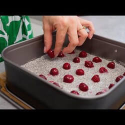 Mohn-Kirsch-Kuchen mit Quarkfüllung – Saftig, Cremig & Einfach Lecker!