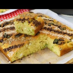 Кукурузный хлеб с луком-пореем