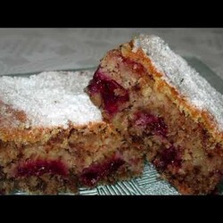 KOLAČ SA ŠLJIVAMA I ORASIMA