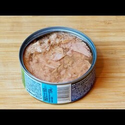 Беру БАНКУ КОНСЕРВОВ и готовлю гениальный салат на праздник! Быстрый салат вкусно и просто за минуты