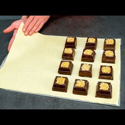 In 10 minutes you have the tastiest dessert. Buy more puff pastry!