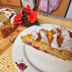 Fantastičan kolač sa makom i dinjama , kolač koji se topi osvežava sve sa dve kašike