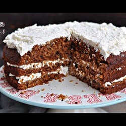 Wyśmienite Ciasto Marchewkowe z Bakaliami – Przepis – Mała Cukierenka